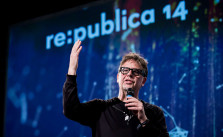 Ron Deibert, Gründer des Citizen Lab, während seines Vortrags auf der #rp14