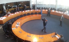 Europasaal vor der Sitzung.