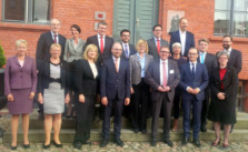 Gruppenbild der Justizminister:innen auf ihrer Frühjahrskonferenz. Bild: Ministerium der Justiz und für Europa und Verbraucherschutz Brandenburg. Lizenz: Creative Commons BY-NC-ND 2.0.