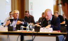 Die einzigen beiden möglichen Sachverständigen: Clemens Arzt und Carsten Milius