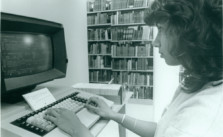 Die IT der Verwaltung ist nicht ganz so alt, von den Zielen der Berliner großen Koalition aber noch weit entfernt - CC BY-NC 2.0 via flickr/cochranlibrary