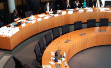 Europasaal vor der Sitzung.