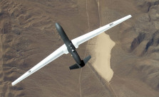Die nach Recherchen der Washington Post in mindestens fünf Fällen abgestürzte Drohne "Global Hawk" soll im nächsten Jahrzehnt auch bei der Bundeswehr fliegen.