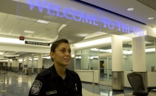 Dieses Schild der U.S. Customs and Border Protection könnte bald in Frankfurt/ Main hängen.
