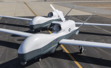 Das könnte die neue HALE-Spionagedrohne der Bundeswehr werden: Das US-Fabrikat "Triton". (Bild: US Navy)