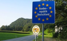 Nach Ausbau der heimlichen Fahndung sollen an den Binnengrenzen wieder "gezielte Grenzkontrollen" Einzug halten.