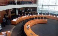 Europasaal vor der Sitzung.