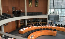 Europasaal vor der Sitzung.