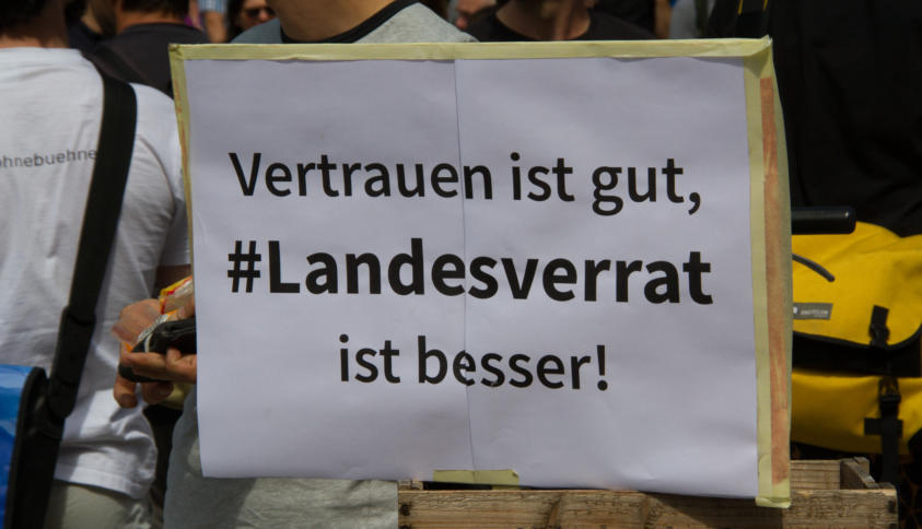 Vertrauen ist gut. #Landesverrat ist besser!