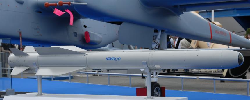 Bild: NIMROD-Rakete von IAI (Wikipedia).