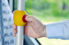 Kann das unbefugte Drücken der Stoptaste Digitaler Hausfriedensbruch sein? Bild via rlg-online.de