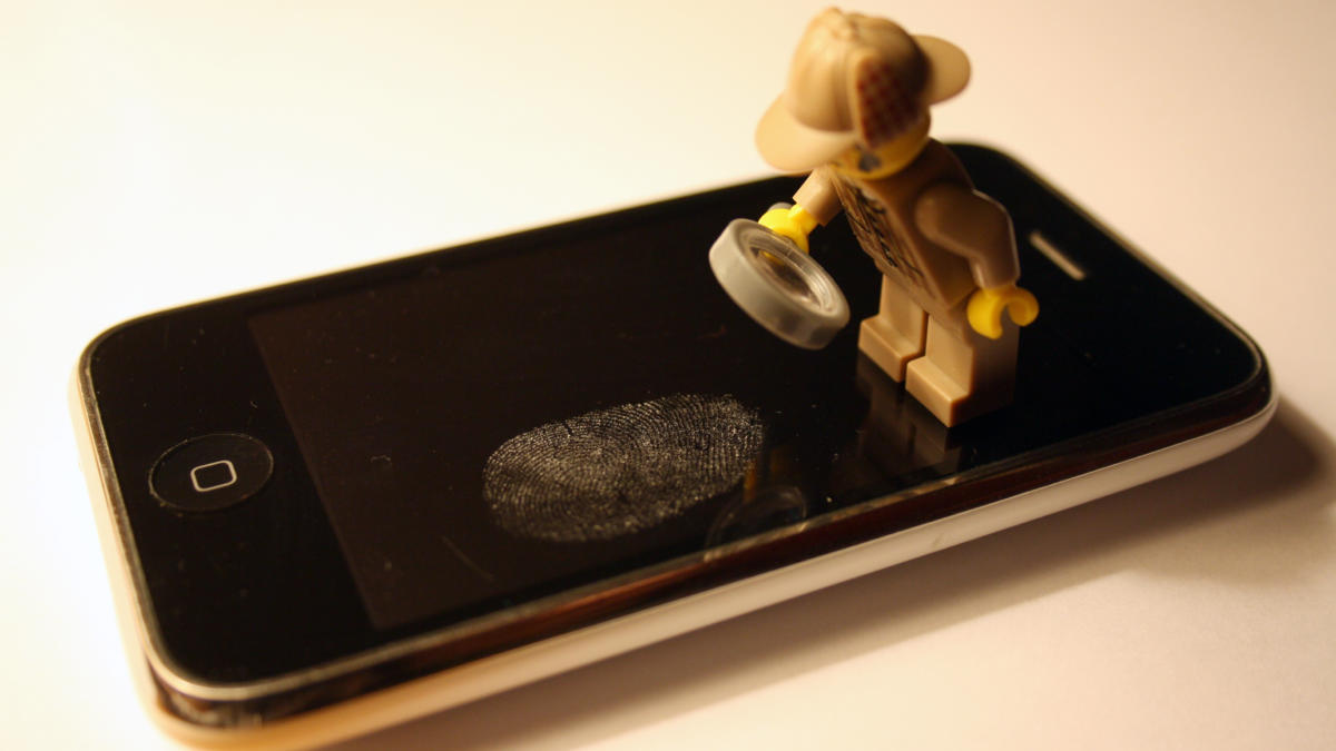 ePrivacy-Smartphone-Tracking-Fingerabdruck-CC-BY-SA-20-Chris-Isherwood-1200x675.jpg