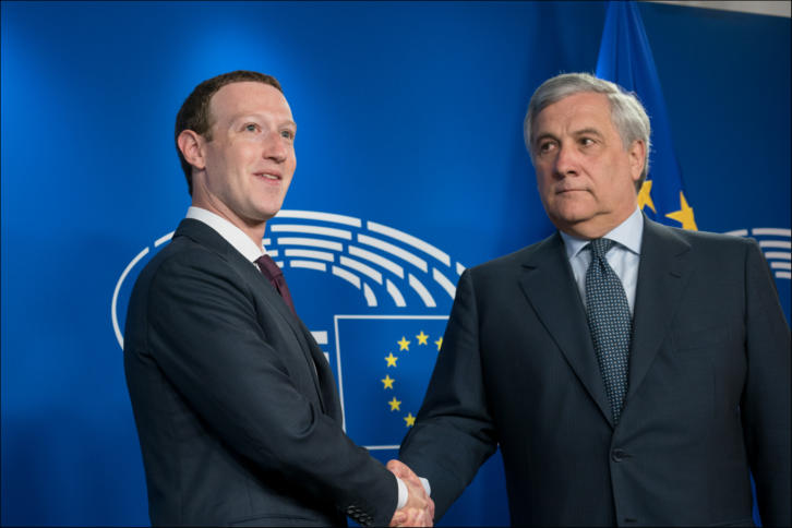 Mark Zuckerberg in Brüssel mit EU-Parlamentspräsident Tajani