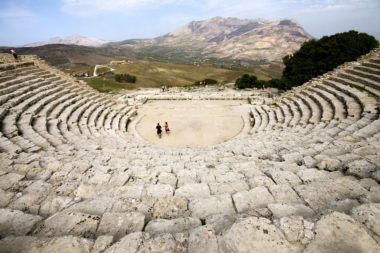 ioannis-tz-on-twitter-ancient-cities-city-ancient-greek-theatre