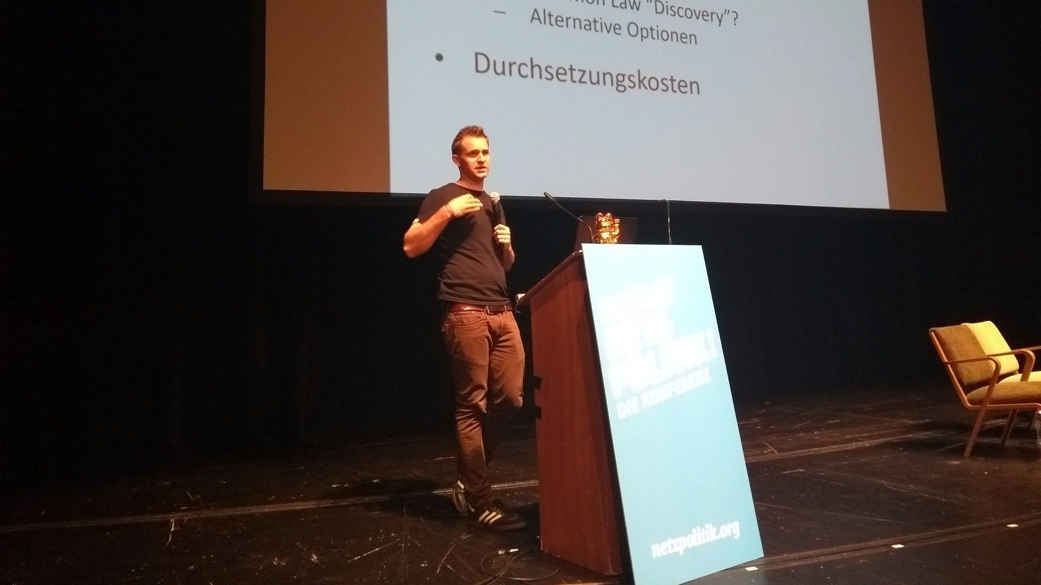 Datenschützer Max Schrems bei "Das ist Netzpolitik" 2018