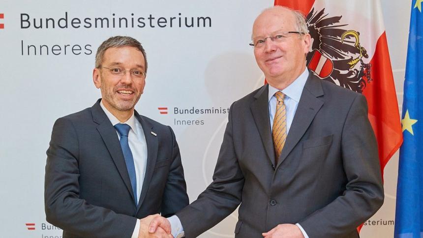 Österreichs Innenminister Kickl und Ex-Staatssekretär Fritsche