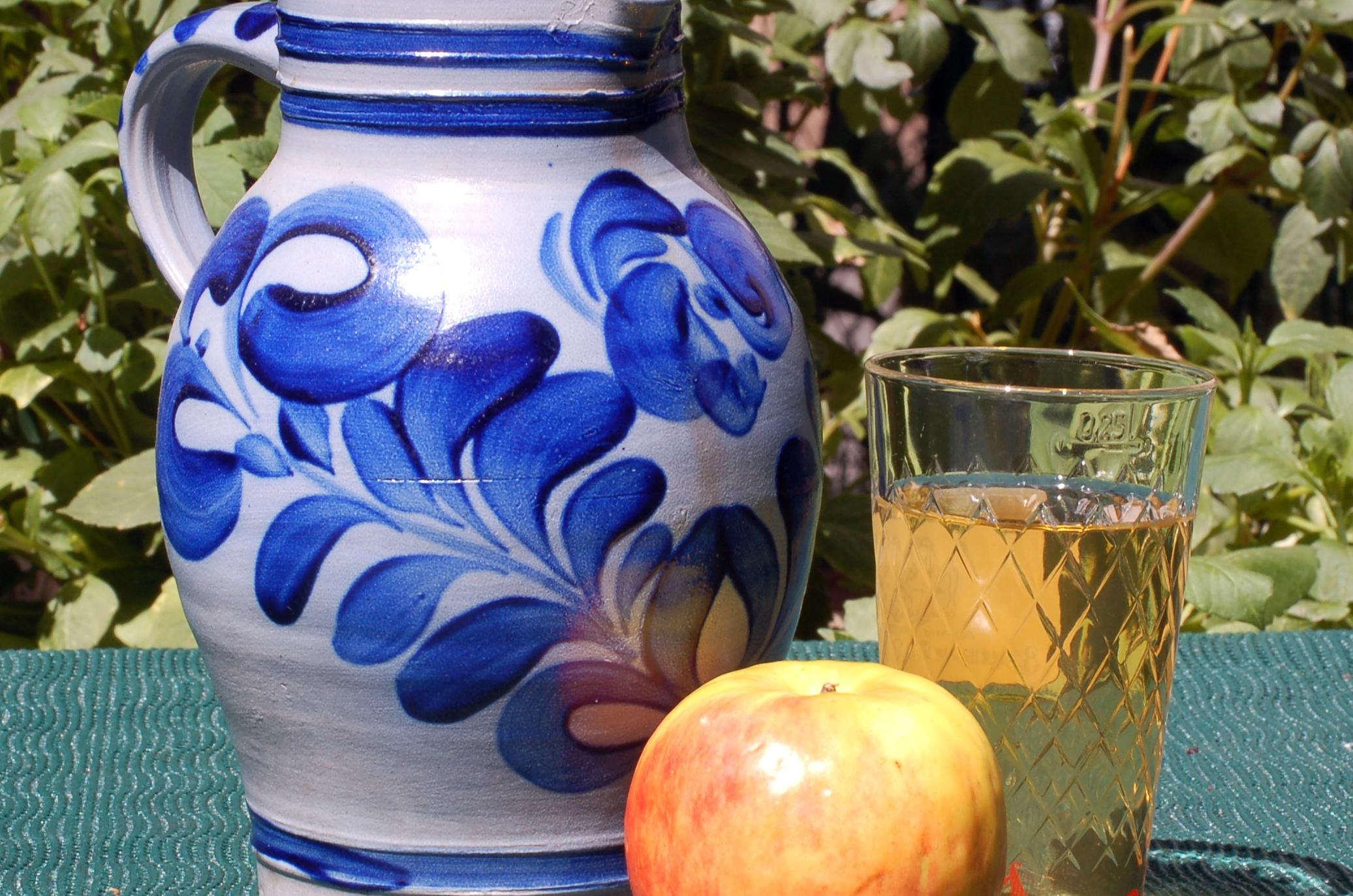 Bembel, Geripptes und Apfel