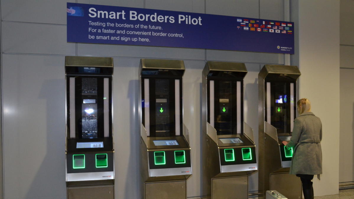 "EasyPASS"-Grenzkontrollschranken