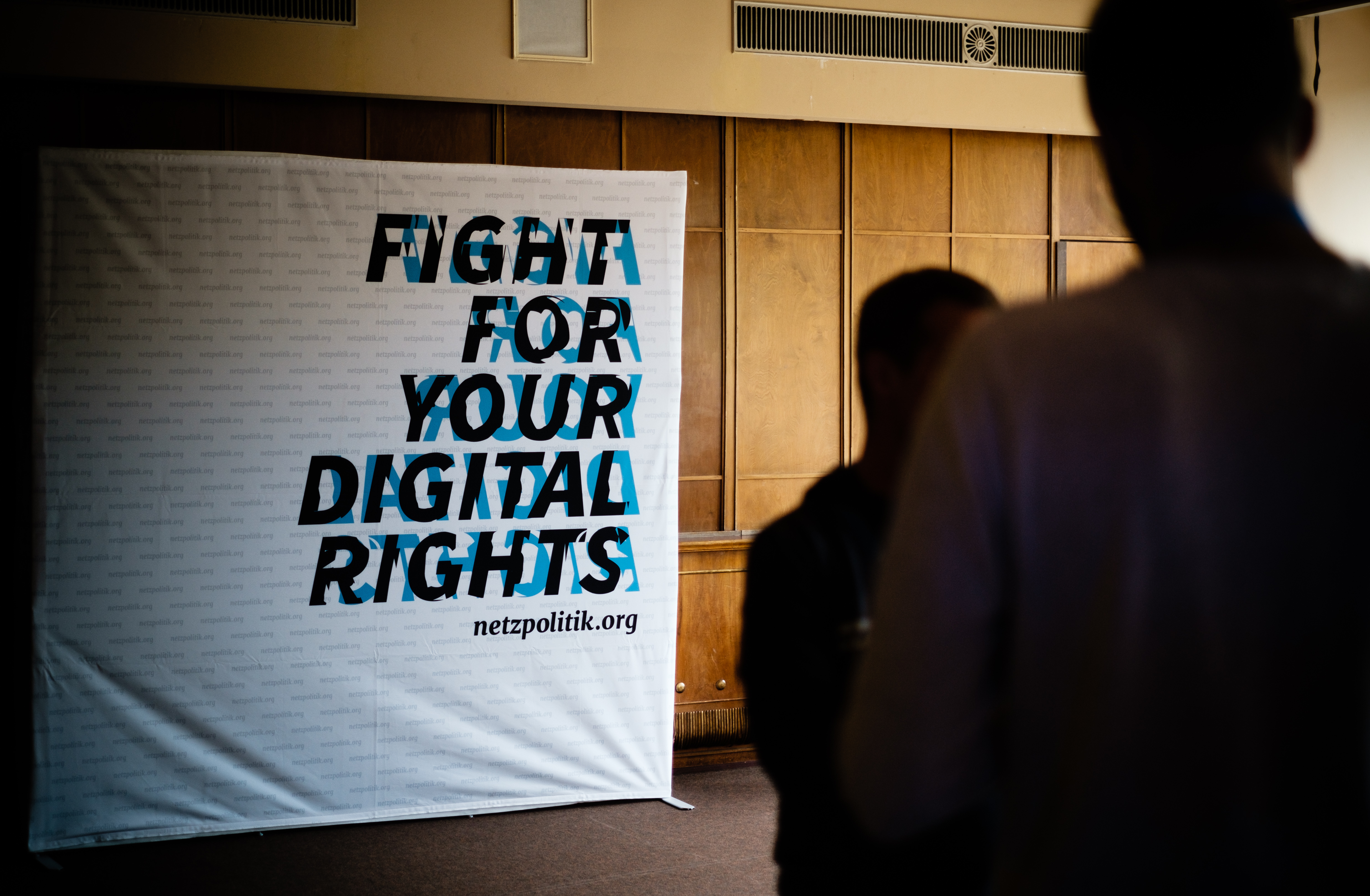 Banner mit "Fight for your digital rights"