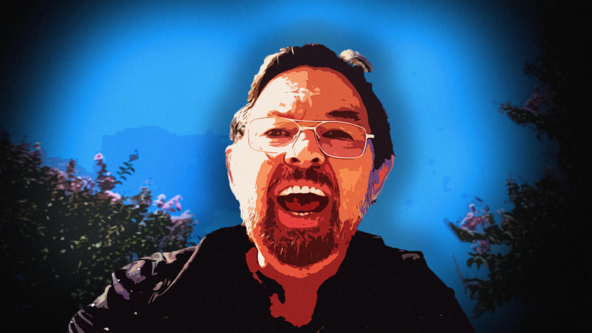 Jim Watkins in einem YouTube-Video