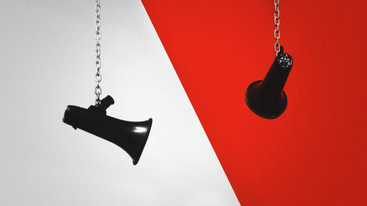 Wissenschaftler:innen haben die Wechselbeziehung von Gegen- und Hassrede erforscht. (Symbolbild)