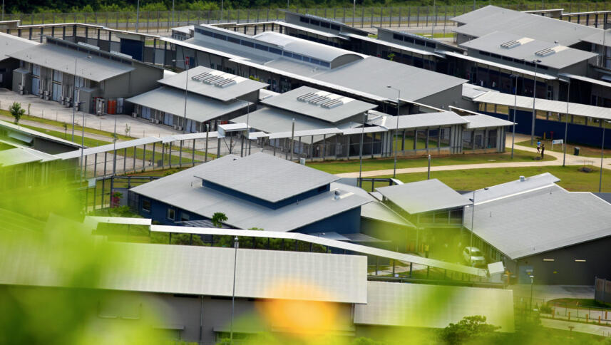 Blick auf das Internierungslager von oben