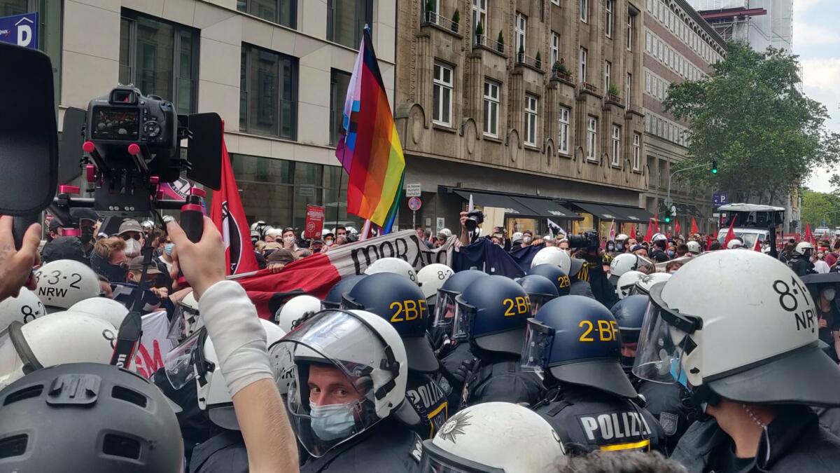 Polizei auf einer Demo