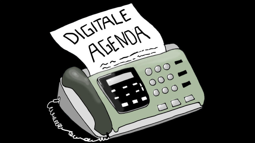 Ein Faxgerät druckt ein Papier mit dem Titel "Digitale Agenda".