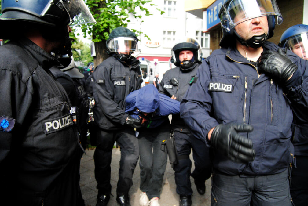 Polizei nimmt Person fest