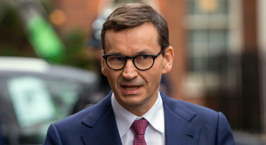 Der polnische Ministerpräsident Mateusz Morawiecki bei einer Rede.