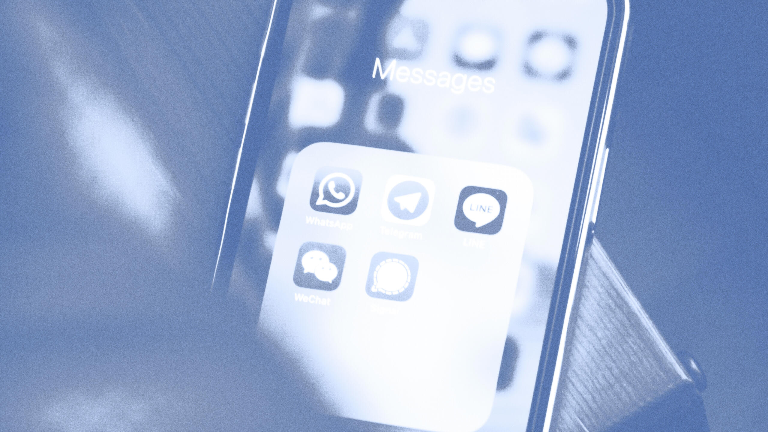 Screen eines Handys, darauf mehrere Messnger-Apps