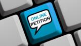 Tastatur mit Aufschrift Online-Petition