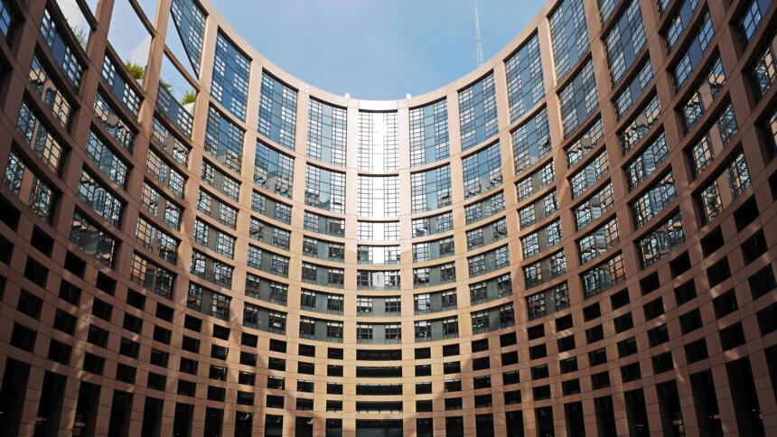 Ansicht der EU-Parlamentsgebäudes