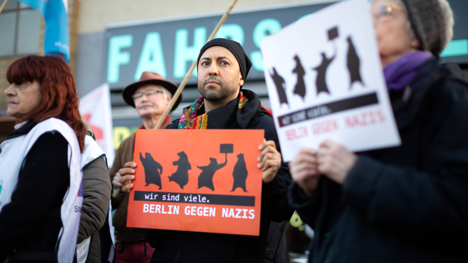 Rechtsextreme Anschlagserie in Berlin: Untersuchungsausschuss kritisiert mauernde Behörden