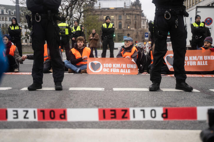 Straßenblockade der Letzten Generation