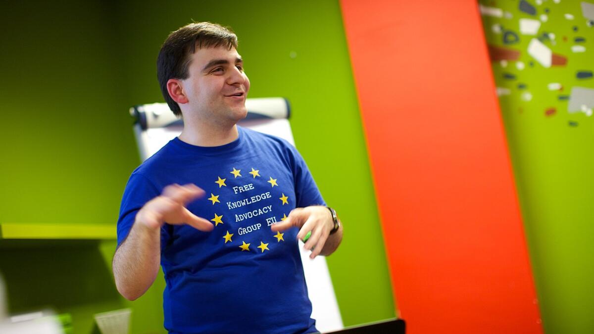 DigitaleDiensteGesetz Was die neuen EURegeln für die Wikipedia bedeuten