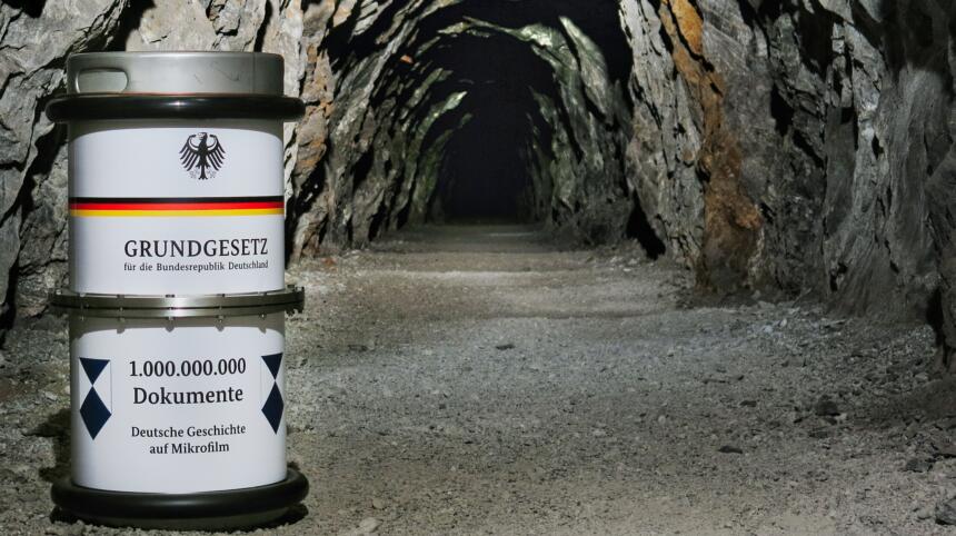Der Behälter, in dem das Grundgesetz eingelagert wurde