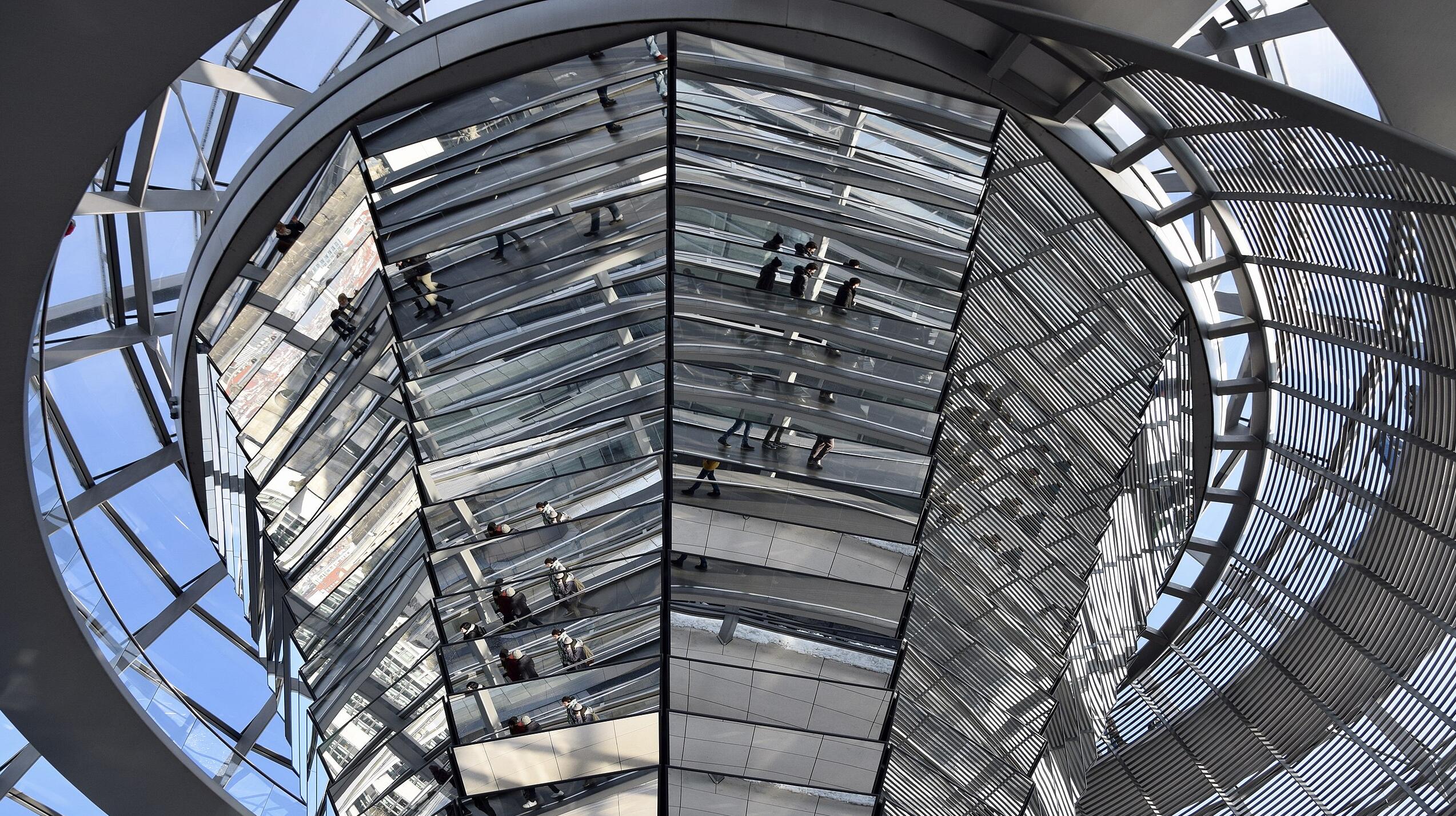 Foto aus dem Inneren der Kuppel auf dem Reichstagsgebäude