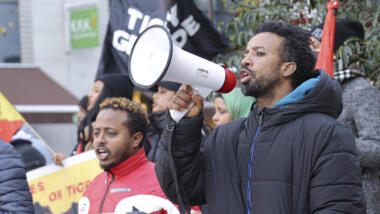 Demonstranten gegen den Bürgerkrieg in Äthiopien auf einer Friedensdemo in Brüssel.