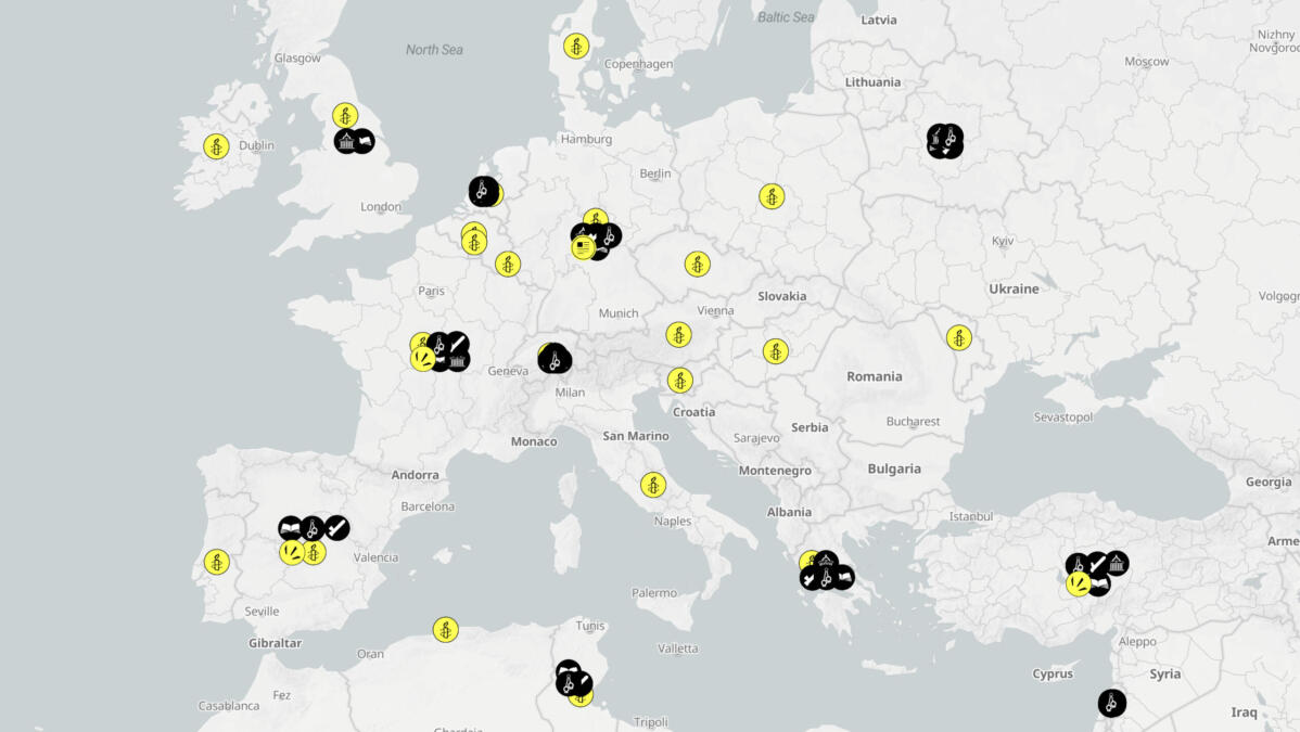 Karte von Europa mit unterschiedlichen Symbolen, die einzelne Einschränkungen der Versammlungsfreiheit symbolisieren.