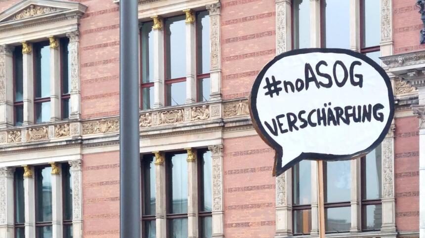 #noSOG-Verschärfung auf einem Demo-Plakat