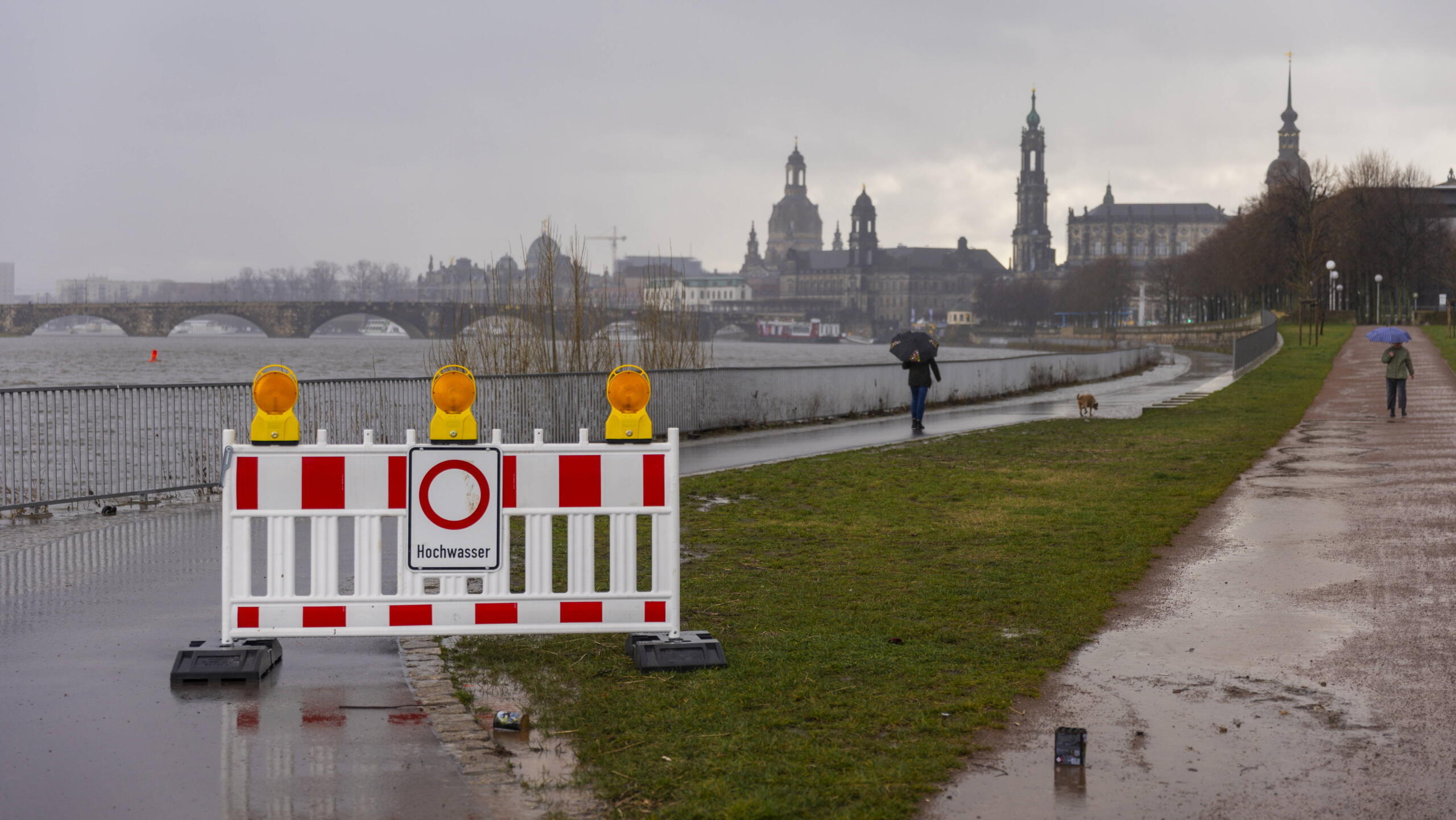 Hochwasser: Behördliche Informationen nicht erreichbar