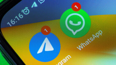 Smartphone mit Messenger-Apps