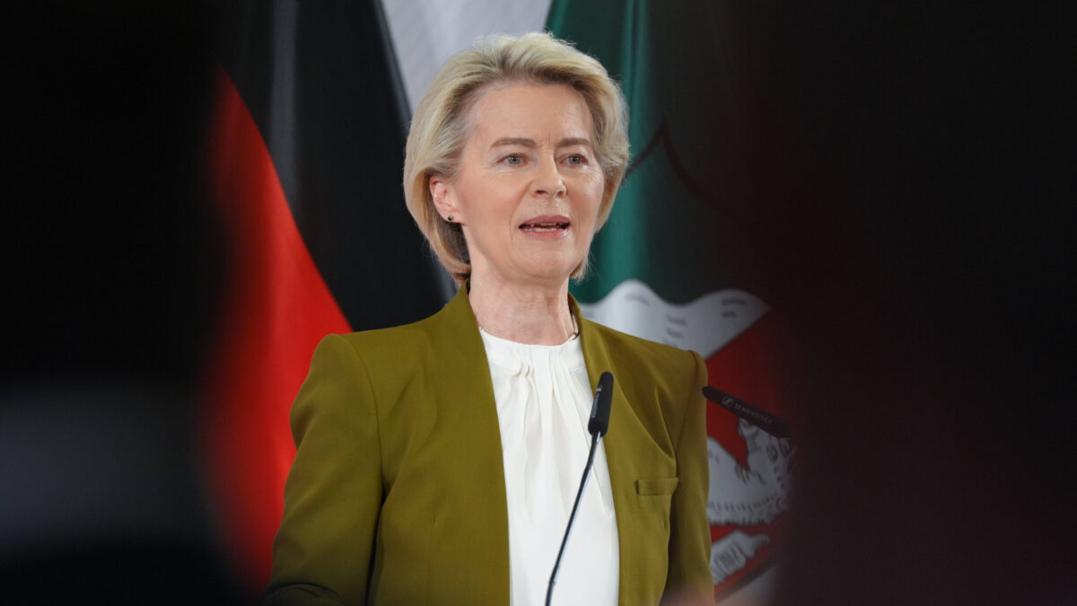 Intransparente Ursula von der Leyen