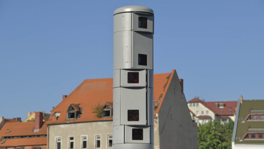 Kamerasäule auf der Altstadtbrücke in Görlitz
