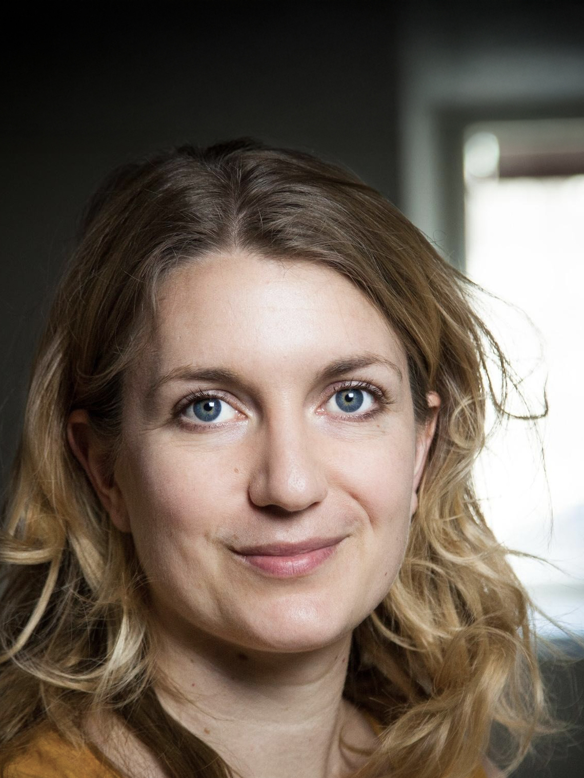 Portraitfoto von Julia Pohle