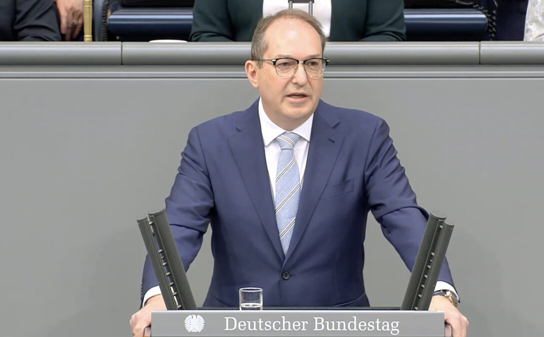 Bundesinnenminister Alexander Dobrindt (CSU)