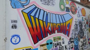 Graffiti mit stilisiertem Wikipedia-Schriftzug in 3d