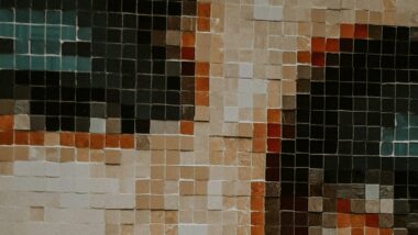 Ein Mosaik, das ein Augenpaar darstellt