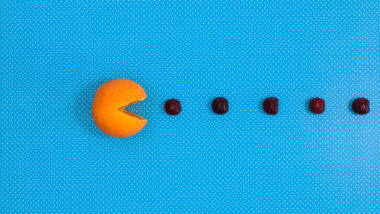 Ein Pacman frisst Sachen auf.